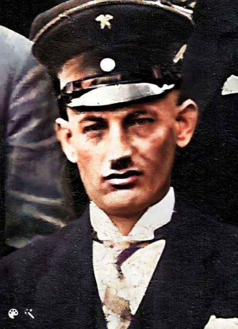 C:\Users\jooha\Downloads\do fotoksiazki 20003 kopia-Repaired-Enhanced-Colorized.jpg