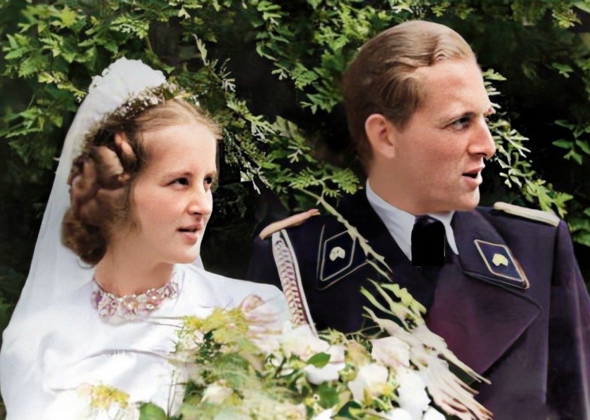 E:\Zgrane z laptopa Asus 9 11 24\HISTORIA\Dzieje Tworoga\Tablice Gmina\Pałac w Brynku\Karoline Graefin Henckel von Donnersmarck Clemens Kageneck-Enhanced-Colorized.jpg